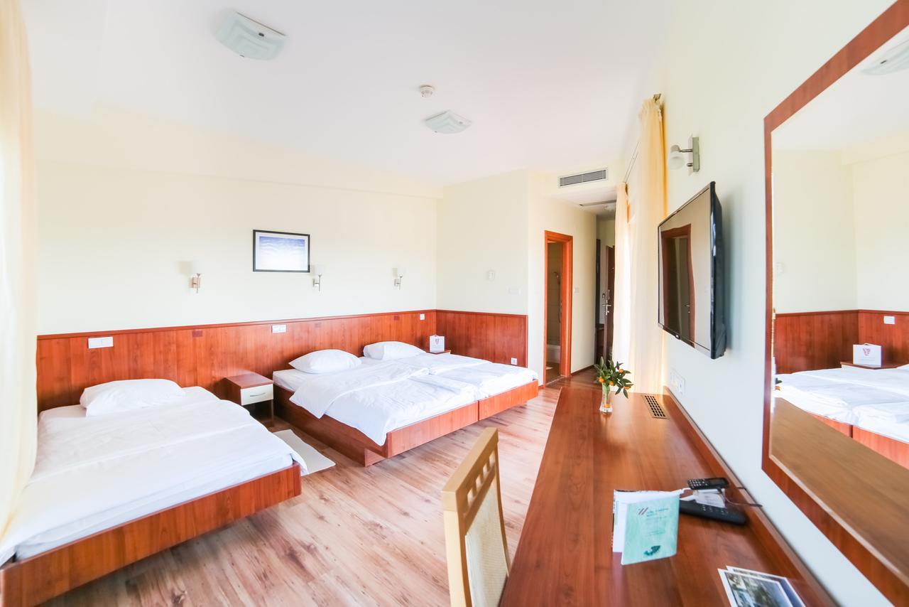 Opuzen  Hotel Merlot מראה חיצוני תמונה