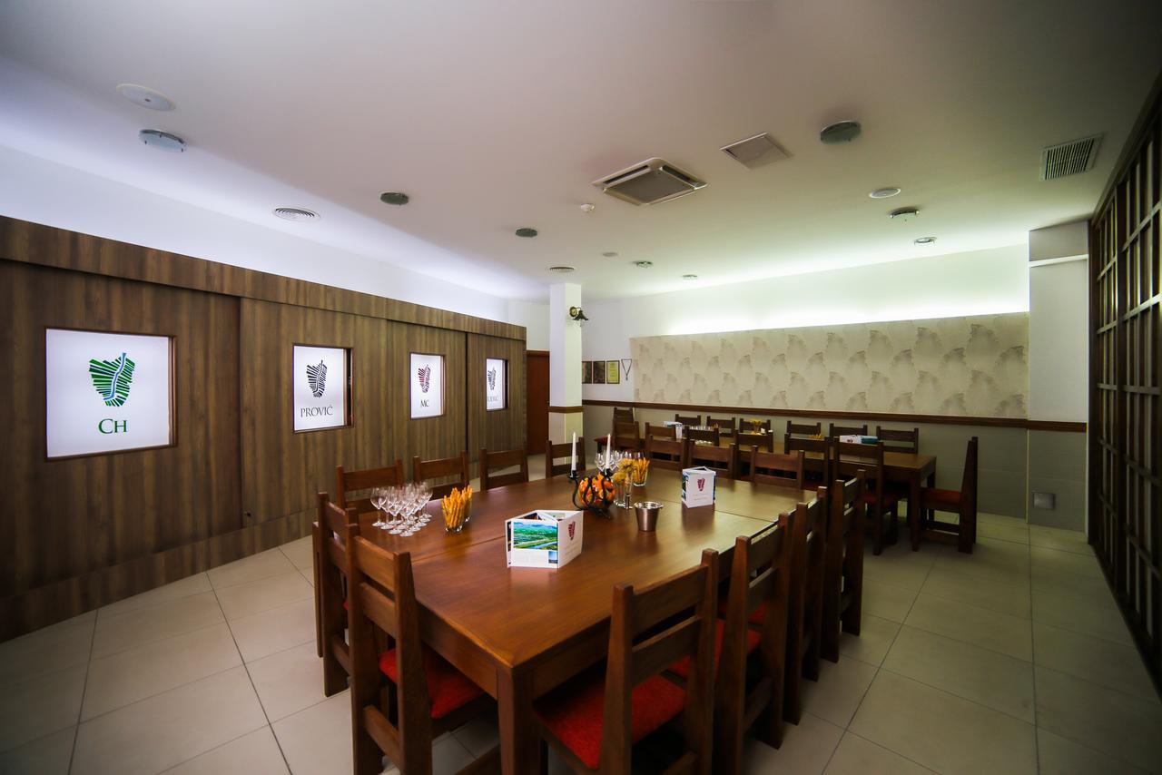 Opuzen  Hotel Merlot מראה חיצוני תמונה